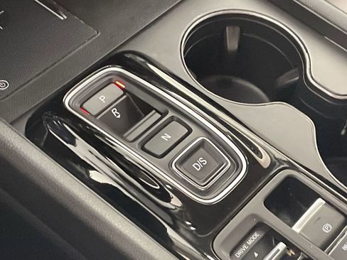 Used 2024 Honda Pilot EX-L image 15