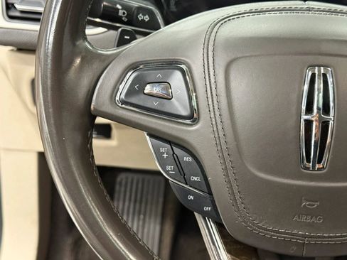 Used 2017 Lincoln MKZ Select w/ Select Plus Package FWD image 28