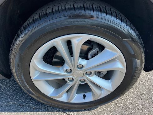 Used 2023 Buick Encore GX Preferred w/ Cold Weather Comfort Package image 12