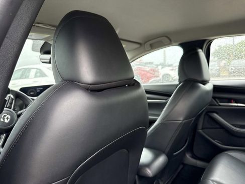 Used 2024 MAZDA MAZDA3 s FWD image 12