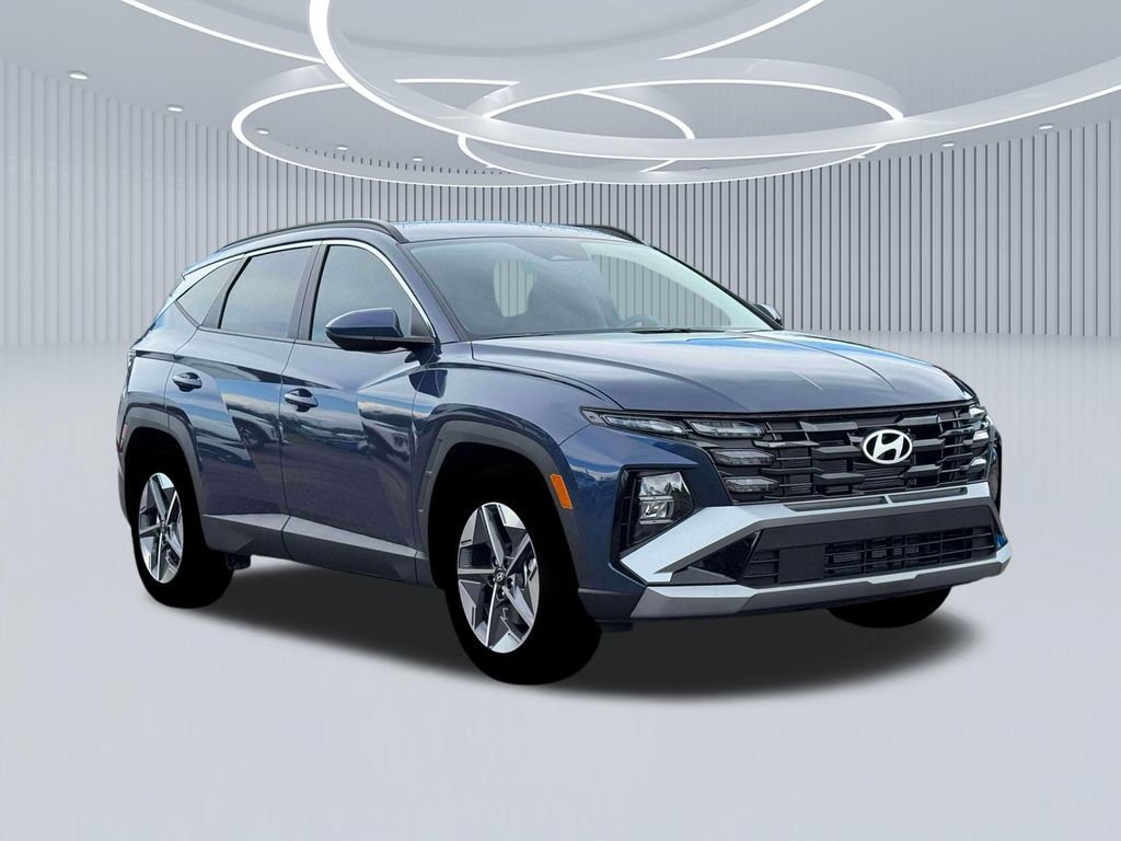 New 2026 Hyundai Tucson SEL Plus w/ Tow & Go Package FWD image 11