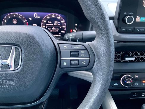 Used 2023 Honda Accord EX image 25