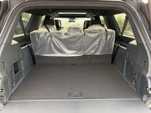 New 2027 Ford Expedition Max Platinum w/ Stealth Performance Package AWD/4WD image 18