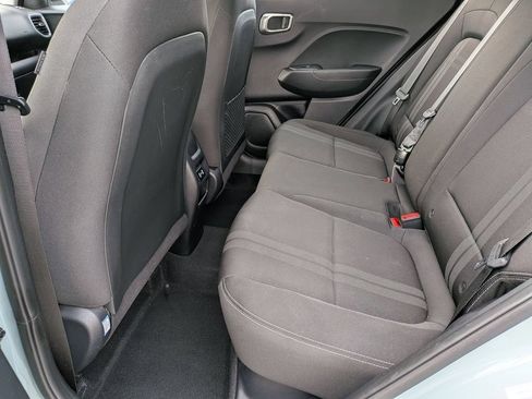 Used 2025 Hyundai Venue SEL FWD image 26