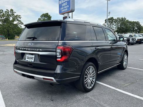 Used 2023 Ford Expedition Platinum AWD/4WD image 6
