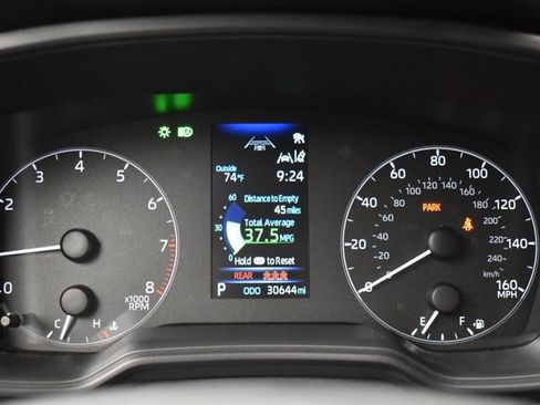 Used 2023 Toyota Corolla LE image 16