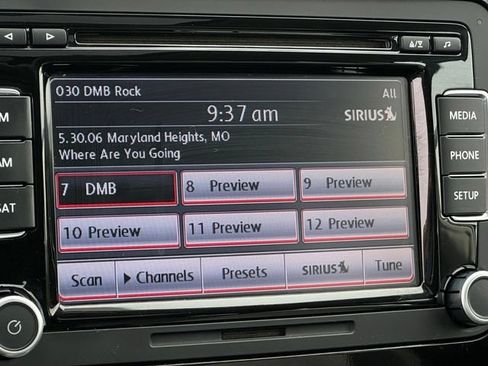 Used 2013 Volkswagen Passat 2.5 SE FWD image 16