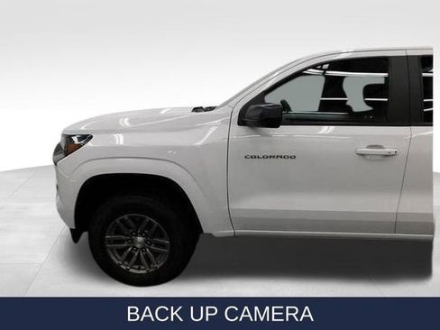 Used 2023 Chevrolet Colorado LT w/ LT Convenience Package II AWD/4WD image 23