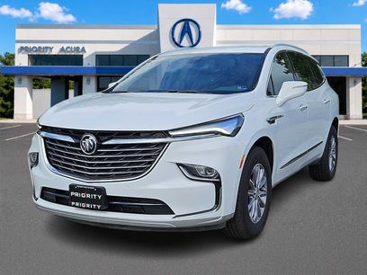 Used 2023 Buick Enclave Essence