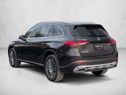 Used 2026 Mercedes-Benz GLC 300 4MATIC image 8