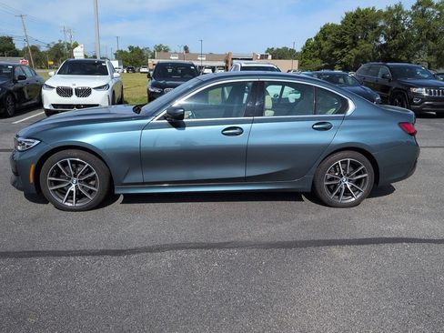 Used 2021 BMW 330i xDrive Sedan w/ Premium Package AWD/4WD image 3
