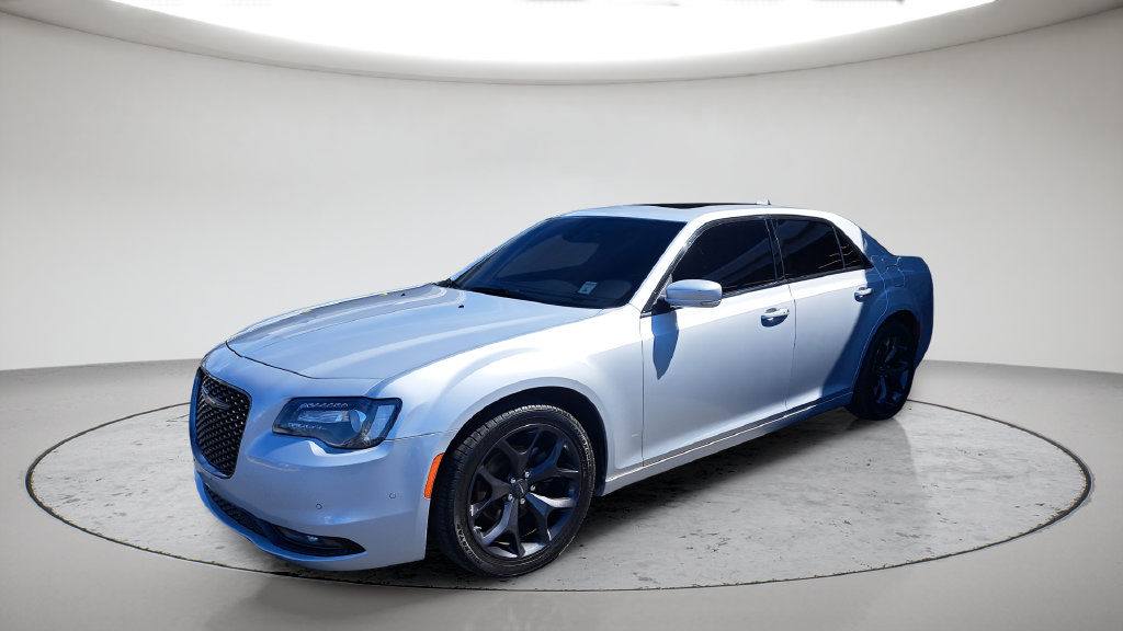 Used 2022 Chrysler 300 S RWD image 1