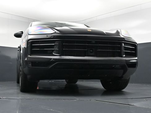New 2026 Porsche Cayenne Coupe AWD/4WD image 27