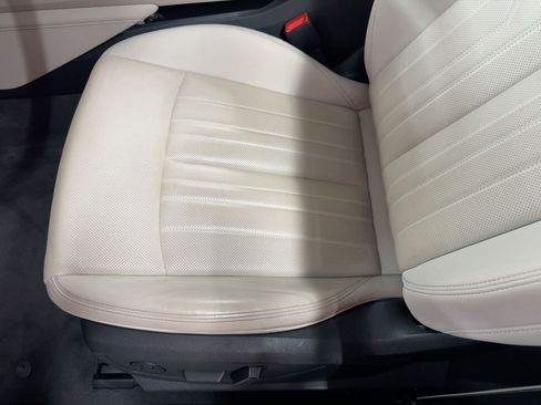 Used 2021 Audi e-tron Premium Plus w/ Premium Plus Package image 14