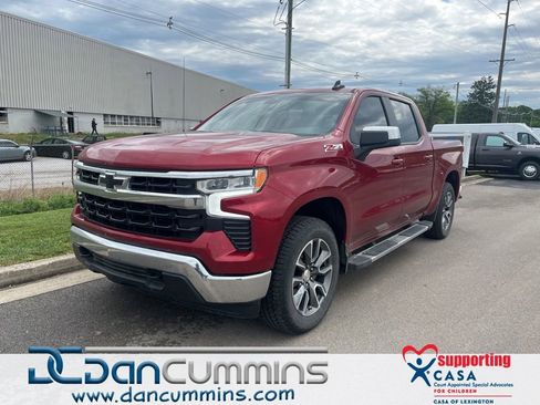 Used 2024 Chevrolet Silverado 1500 LT AWD/4WD image 1