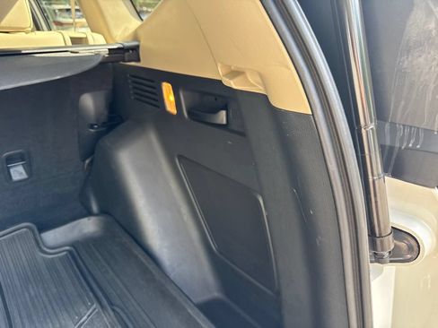 Used 2020 Honda CR-V Touring image 39