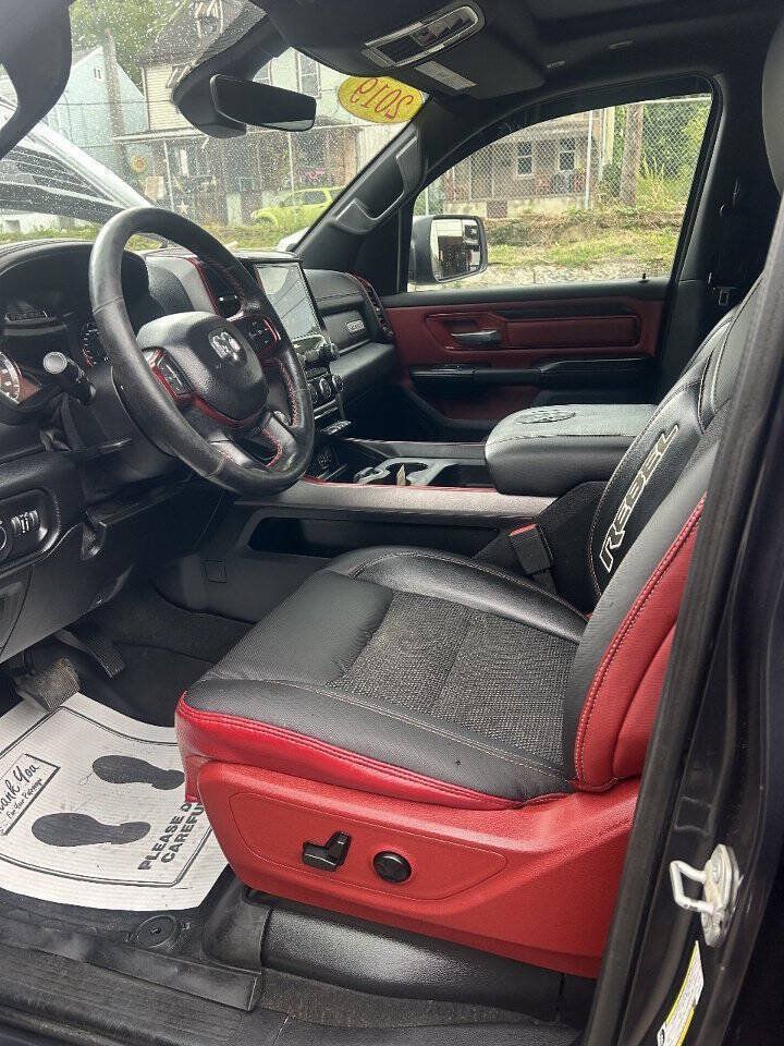 Used 2019 RAM 1500 Rebel w/ Rebel Level 2 Equipment Group AWD/4WD image 13