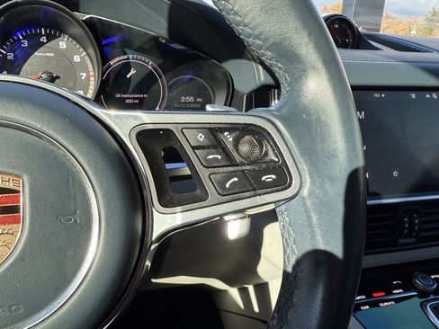 Used 2020 Porsche Cayenne AWD image 37