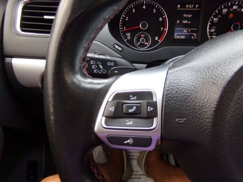 Used 2013 Volkswagen Jetta GLI Autobahn FWD image 64