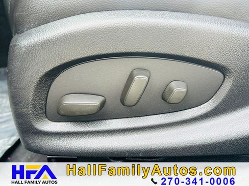 Used 2014 Chevrolet Impala LT w/ Convenience Package FWD image 20
