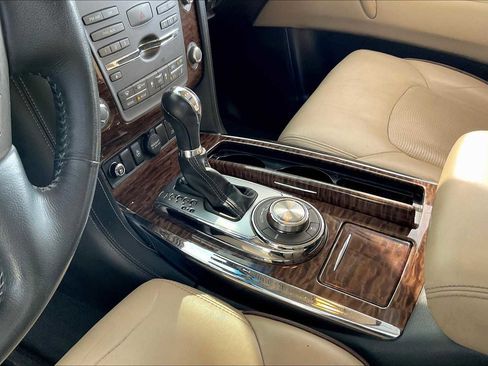 Used 2017 Nissan Armada Platinum image 16