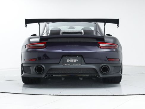 Used 2018 Porsche 911 GT2 RS image 4