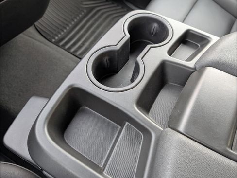 Used 2025 Chevrolet Silverado 2500 LT image 18