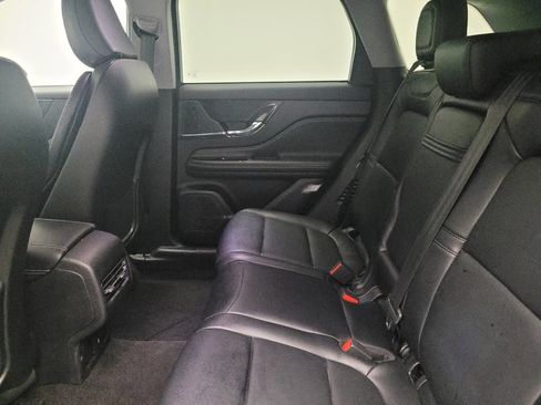 Used 2022 Lincoln Corsair FWD image 18