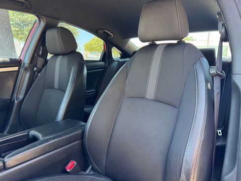 Used 2019 Honda Civic Sport image 13