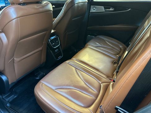 Used 2023 Lincoln Nautilus Reserve w/ Equipment Group 202A AWD/4WD image 11
