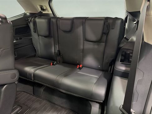 Certified 2025 Subaru Ascent Bronze Edition w/ Onyx Package image 33