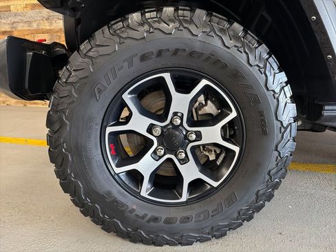 Used 2021 Jeep Wrangler Rubicon image 5