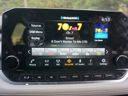 Used 2023 Nissan Rogue SL w/ SL Premium Package FWD image 12