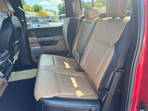 Used 2023 Ford F350 Lariat w/ Lariat Ultimate Package AWD/4WD image 21