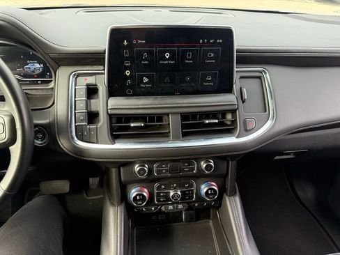 Used 2023 GMC Yukon XL AT4 w/ Max Trailering Package AWD/4WD image 9