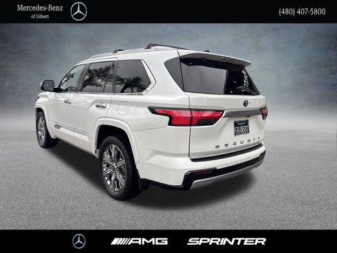Used 2024 Toyota Sequoia Capstone image 3