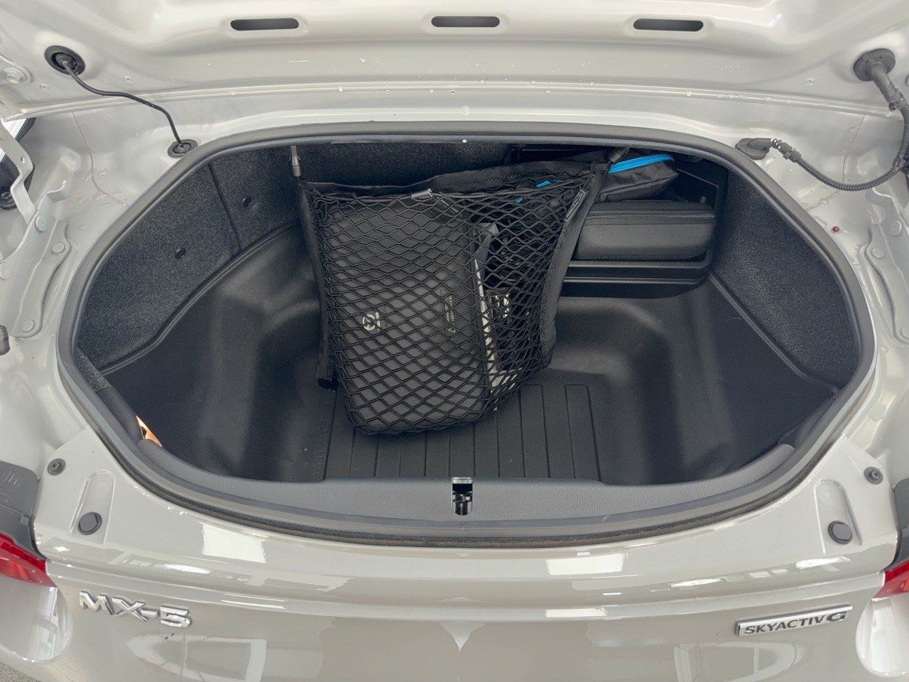 Used 2025 MAZDA MX-5 Miata RF Grand Touring RWD image 28