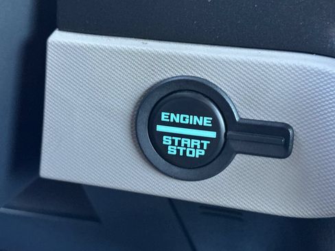 Used 2022 Ford Bronco Wildtrak AWD/4WD image 23
