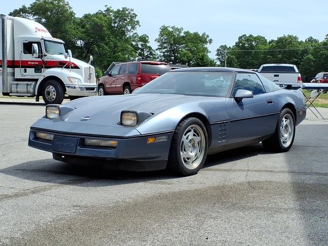 Used 1990 Chevrolet Corvette Coupe RWD image 3