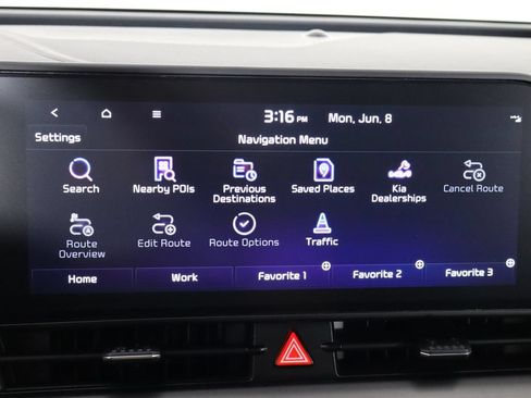 Used 2025 Kia Sportage EX w/ Premium Package FWD image 32