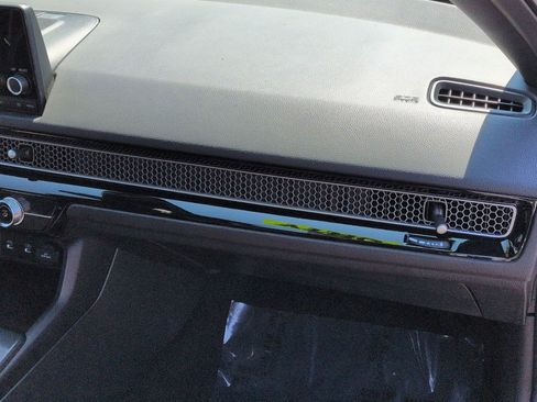 Used 2025 Honda Civic Sport image 31