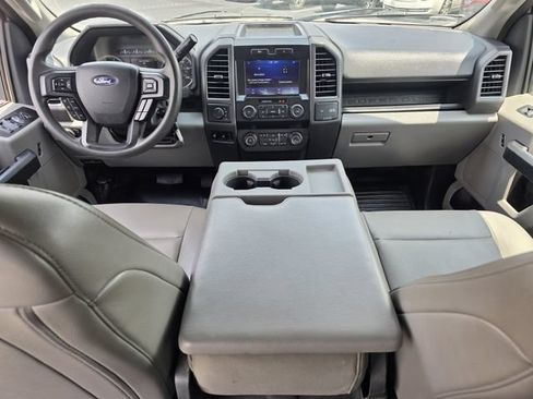 Used 2022 Ford F250 XL w/ Power Equipment Group AWD/4WD image 6
