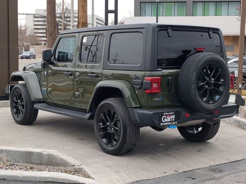 Used 2022 Jeep Wrangler Unlimited Sahara image 7