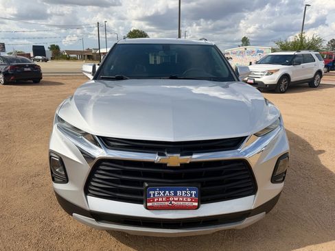 Used 2019 Chevrolet Blazer LT FWD image 2