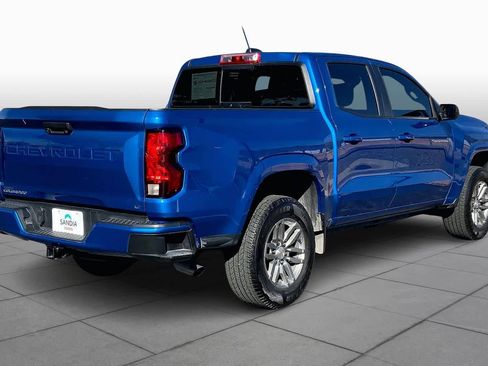 Used 2023 Chevrolet Colorado LT w/ LT Convenience Package image 11