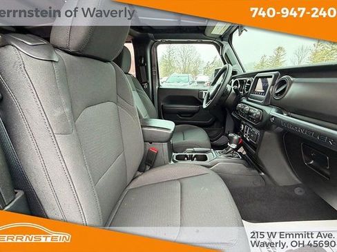 Used 2023 Jeep Wrangler Sport S image 18