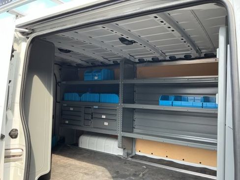 Used 2021 Nissan NV 2500 SV RWD image 9