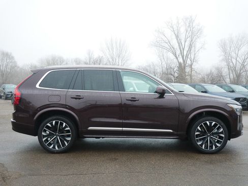 New 2026 Volvo XC90 B5 Core w/ Protection Package image 2