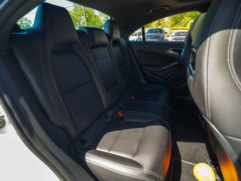 Used 2019 Mercedes-Benz CLA 250 4MATIC image 30