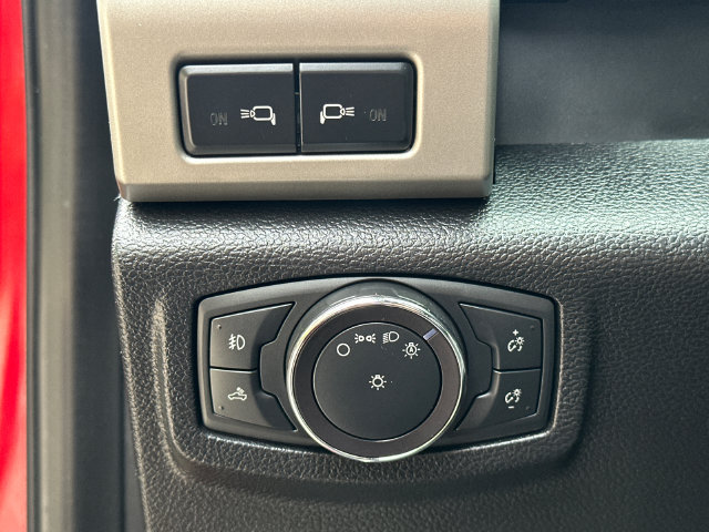 Used 2019 Ford F150 Lariat w/ Equipment Group 502A Luxury AWD/4WD image 27